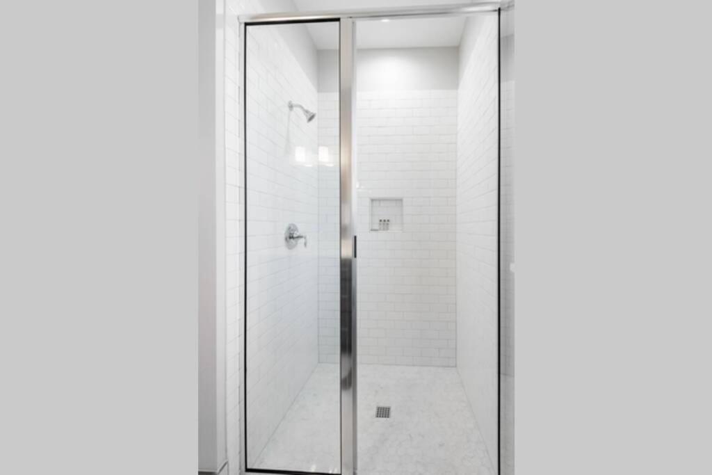 The Cooper Suite At 122 Spring Charleston Ngoại thất bức ảnh